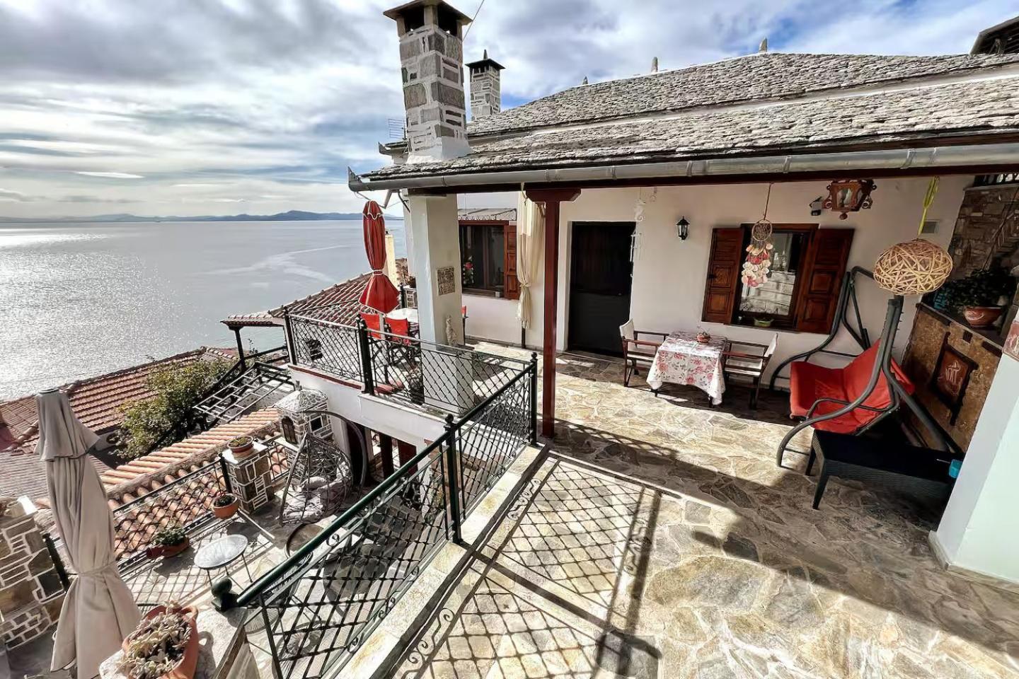 The Pagasetic Balcony - Magestic Sea Cottage Wolos Zewnętrze zdjęcie